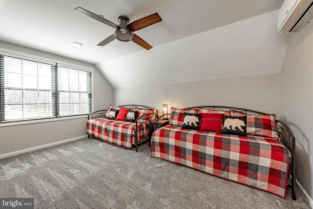 Photo of 220 BILTMORE VIEW