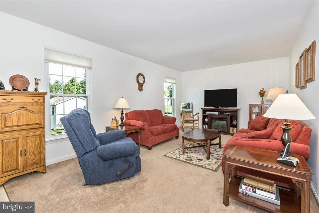 Photo of 4106 BENNINGTON PLACE W