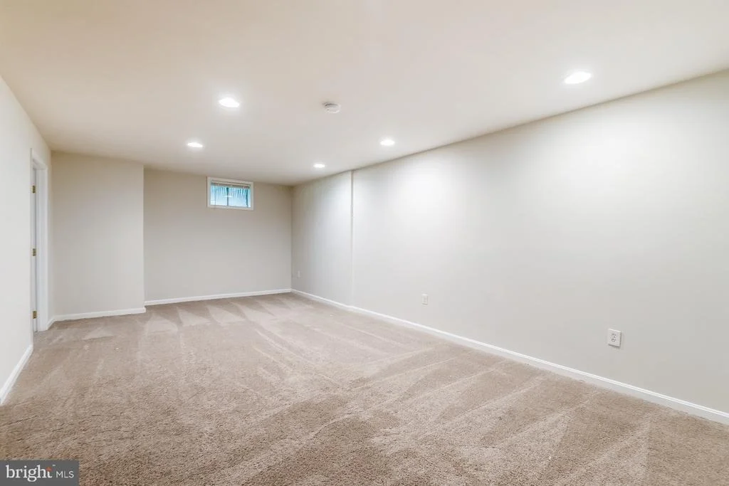 Photo of 17292 MAGIC MOUNTAIN DRIVE