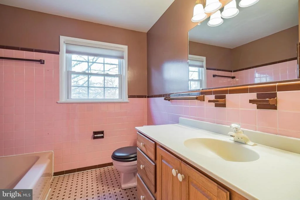 Photo of 10205 RUSTIC LANE