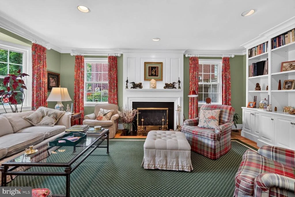 Photo of 1670 PRIMROSE ROAD NW