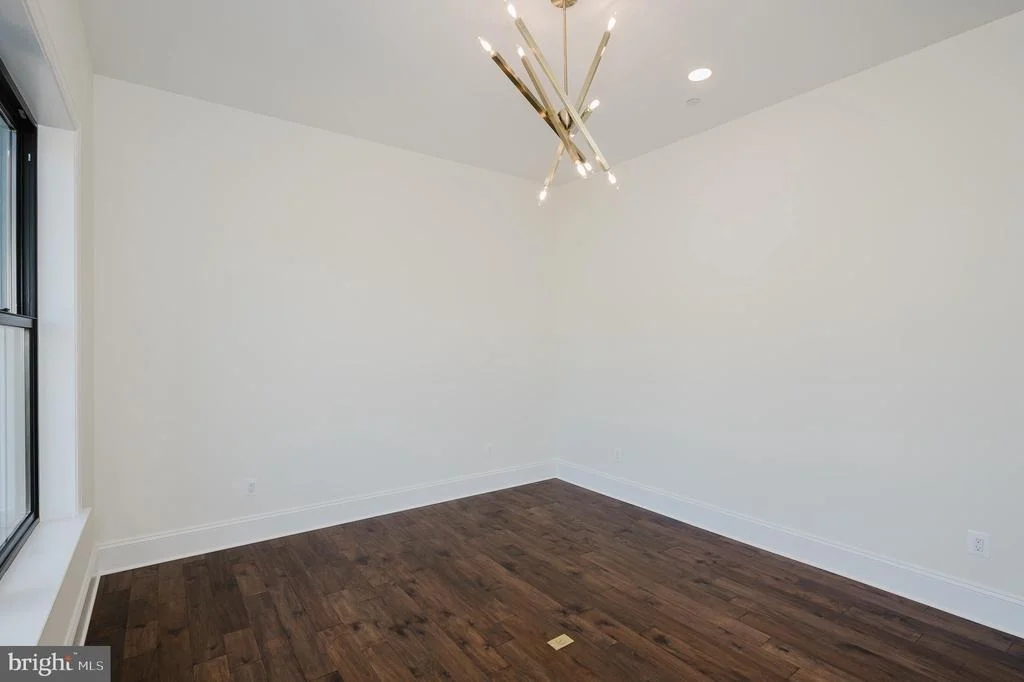 Photo of 1709 LAUREL BROOK ROAD