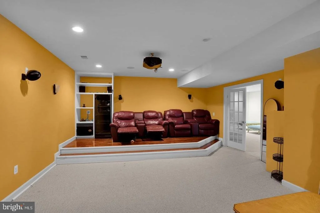 Photo of 2299 MOUNTAIN ROAD