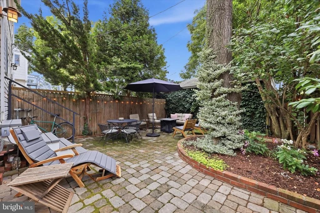 Photo of 512 ELM STREET