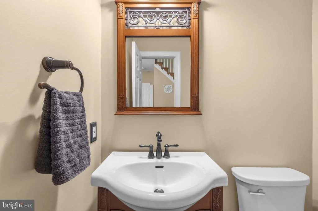 Photo of 21527 FOX FIELD CIRCLE