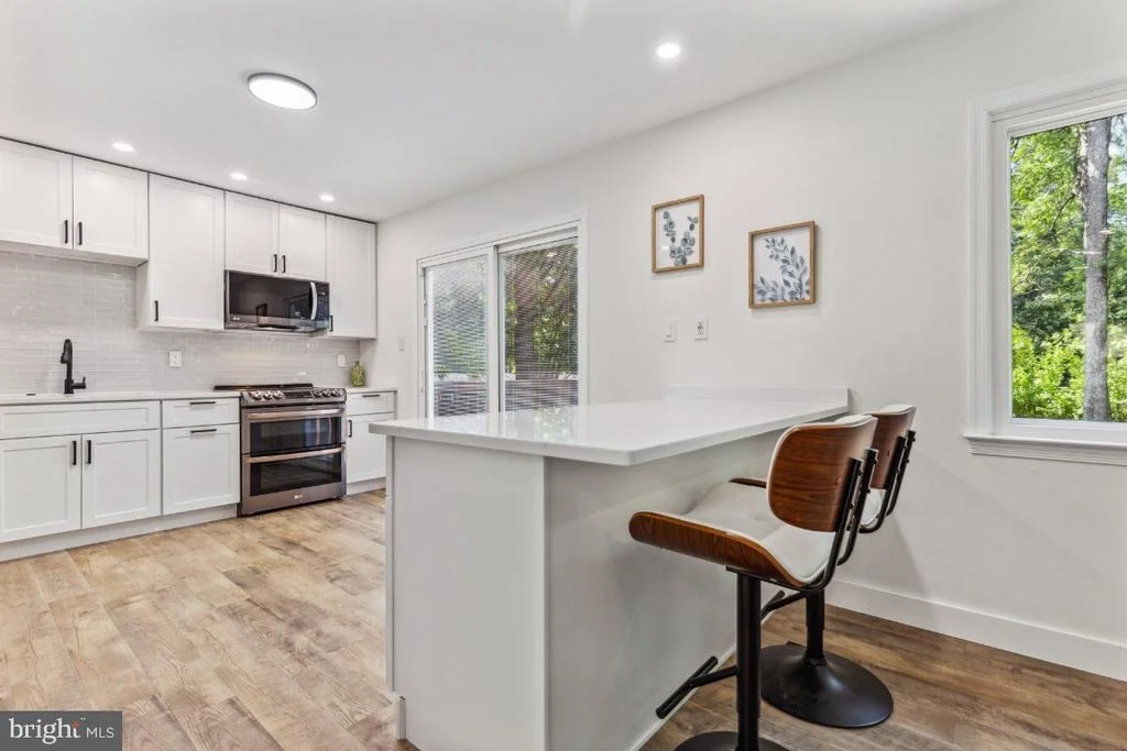Photo of 9246 ROCKEFELLER LANE