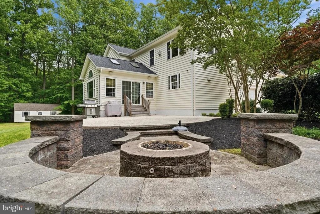 Photo of 3820 LEAFCREST COURT