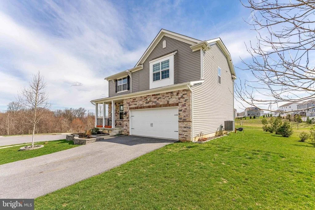 Photo of 266 ARTERS WAY