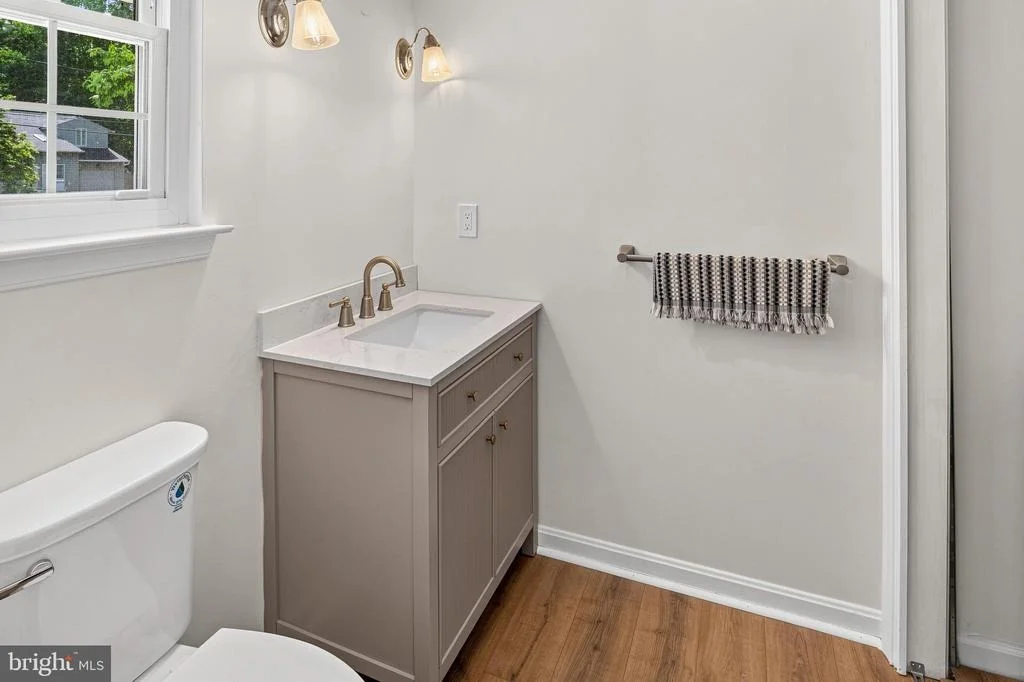 Photo of 1007 HARBOR DRIVE