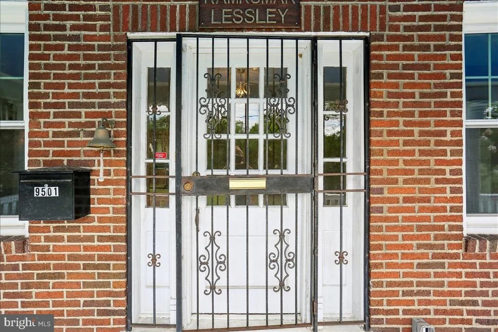 Photo of 9501 COLESVILLE ROAD
