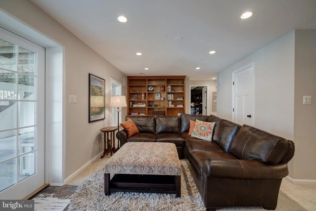 Photo of 8508 HEATHER POINT DRIVE