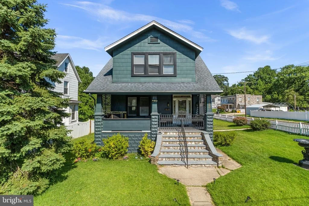 Photo of 6222 BROOK AVENUE