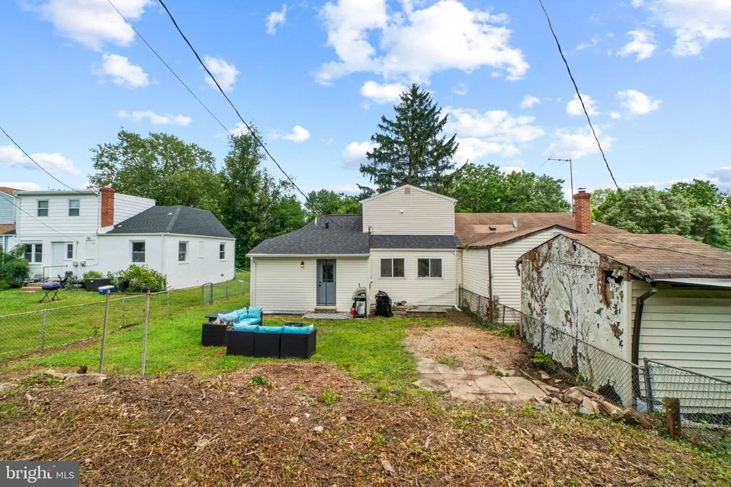 Photo of 610 MEADOW ROAD