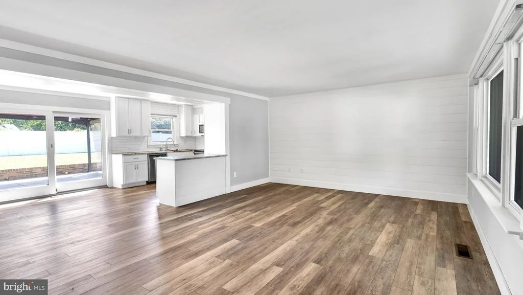 Photo of 12113 ROCKLEDGE DRIVE
