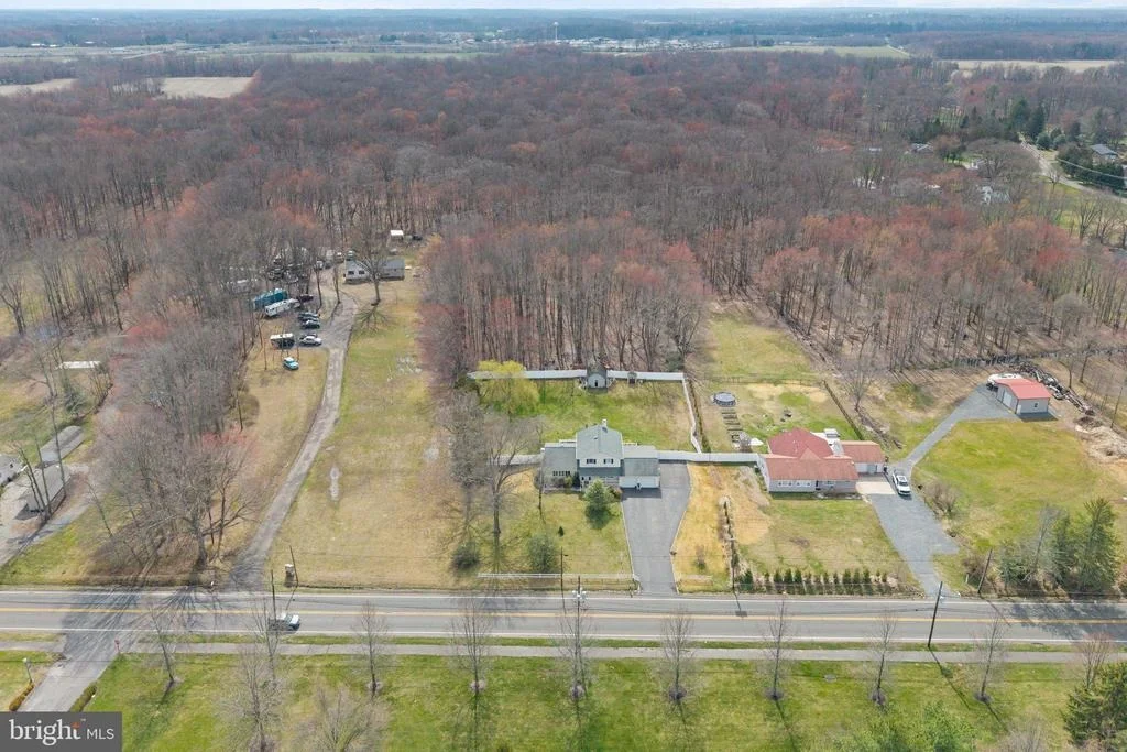 Photo of 115 EDGEBROOK ROAD