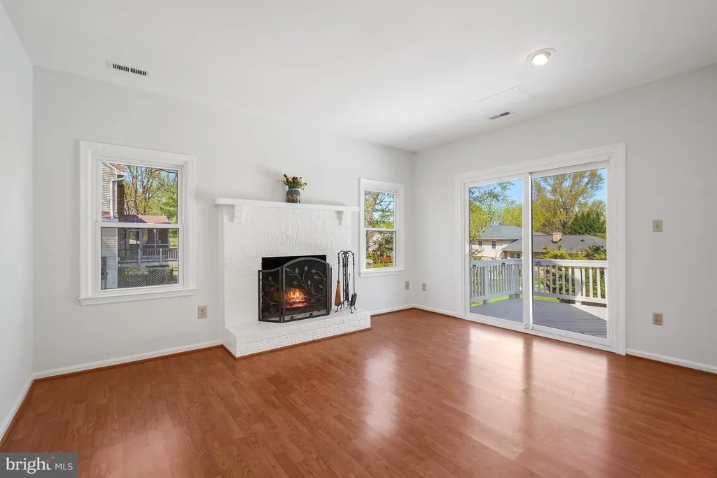 Photo of 17413 CHEROKEE LANE