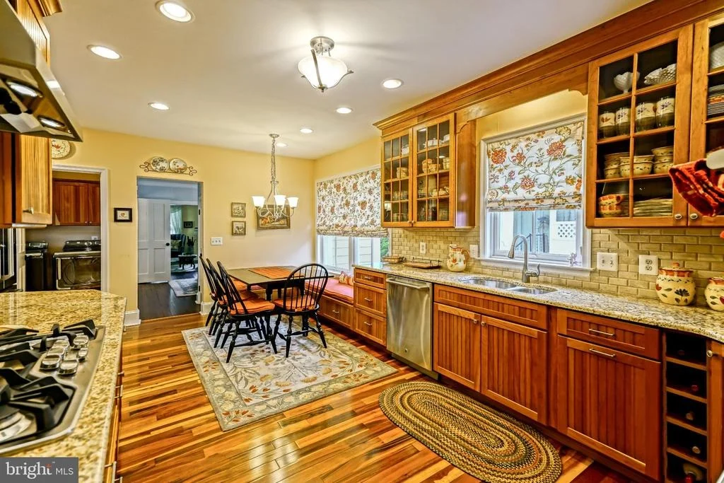 Photo of 519 KINGS HIGHWAY