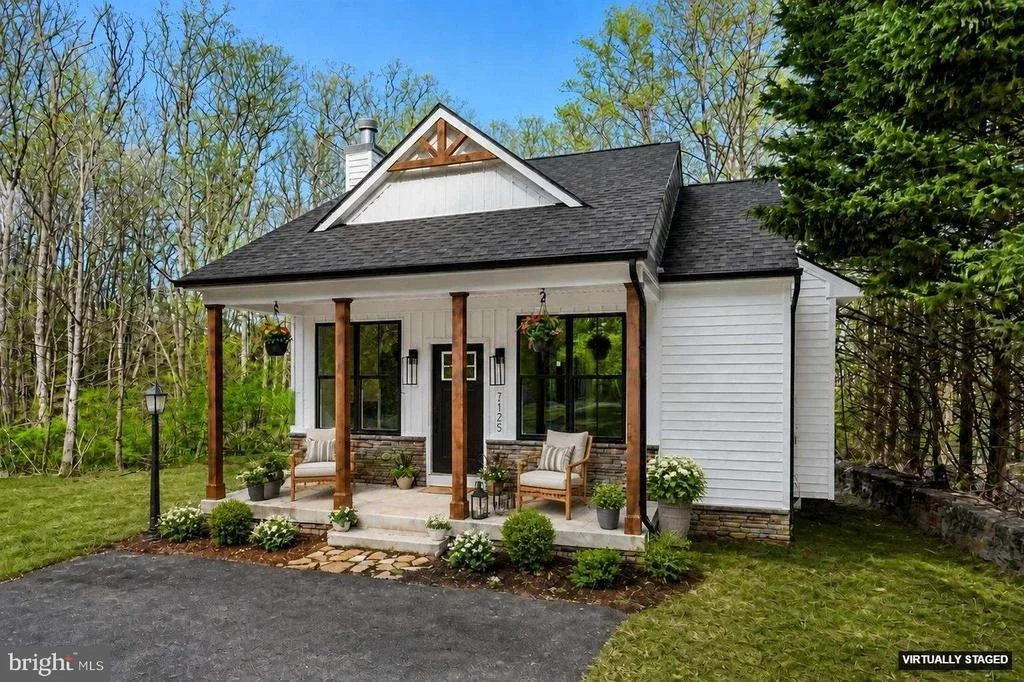 Photo of 7125 EDGEMONT ROAD