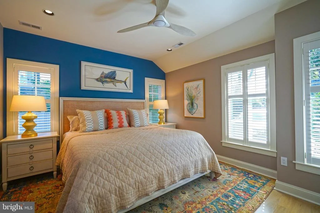 Photo of 410 PILOTTOWN ROAD