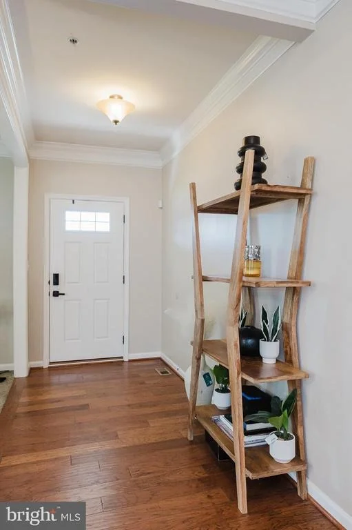 Photo of 744 FALCON LANE