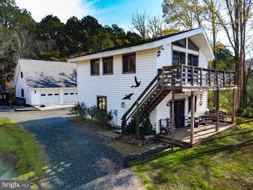 Photo of 1308 TOWN POINT ROAD