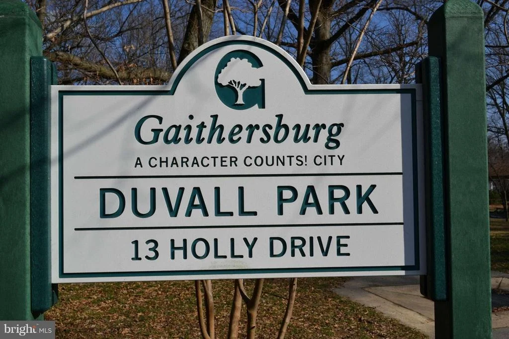 Photo of 113 TULIP DRIVE