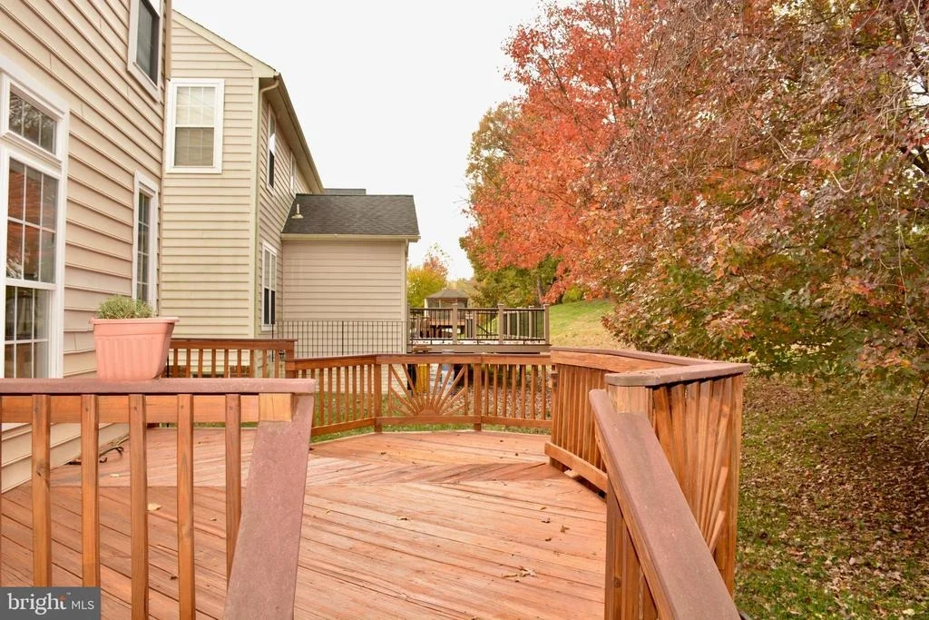Photo of 2432 NICOL CIRCLE