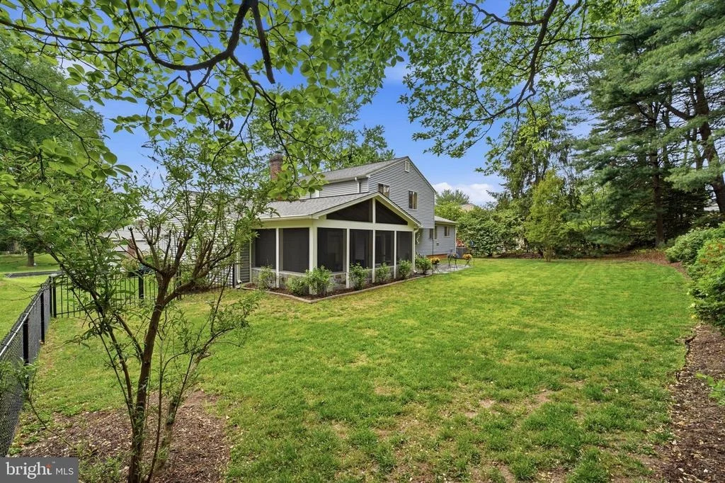 Photo of 2304 HIDDEN VALLEY LANE