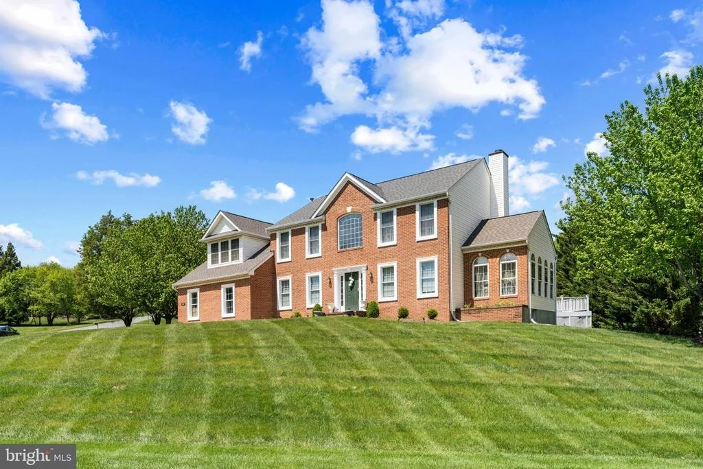Photo of 4132 LARSON LANE