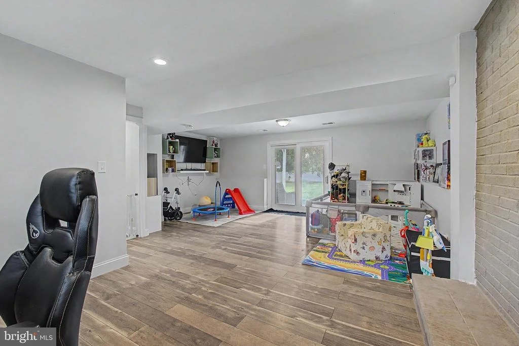 Photo of 18 SANDAL LANE