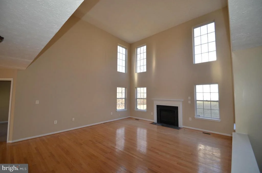 Photo of 2324 SOUTH HAMPTON DRIVE