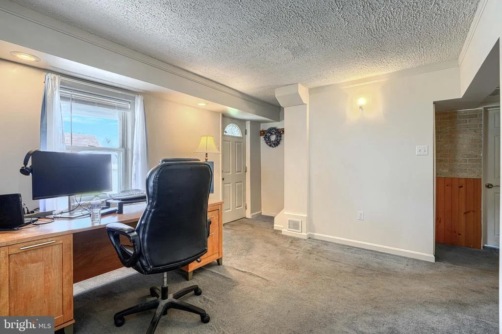 Photo of 7813 FAIRGREEN ROAD