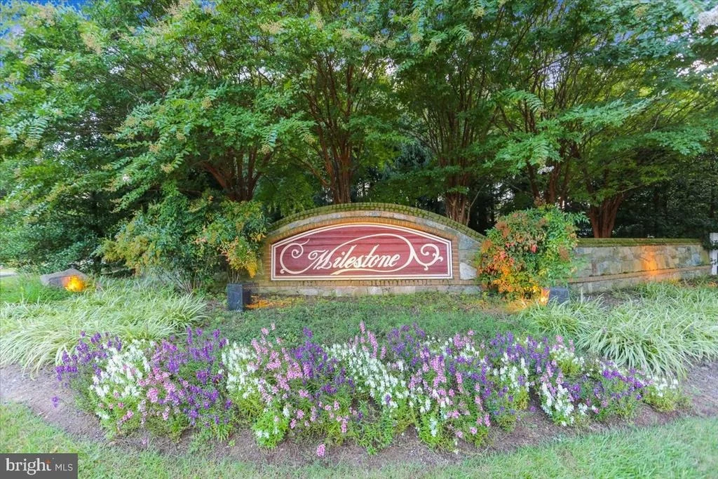 Photo of 21400 MANOR VIEW CIRCLE
