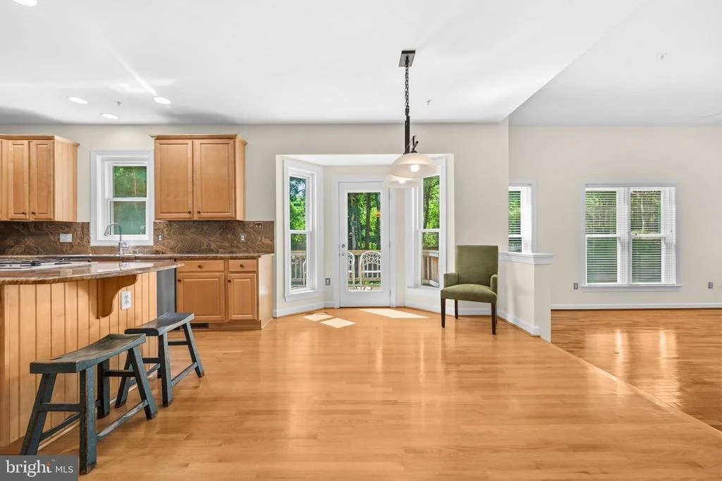 Photo of 6914 WINTER LANE