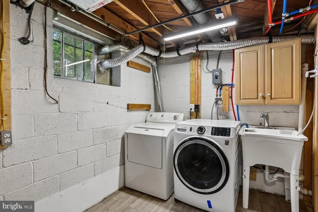Photo of 811 KENBROOK DRIVE