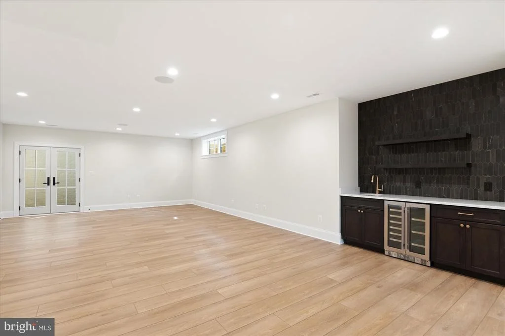 Photo of 1800 MONZA ROAD