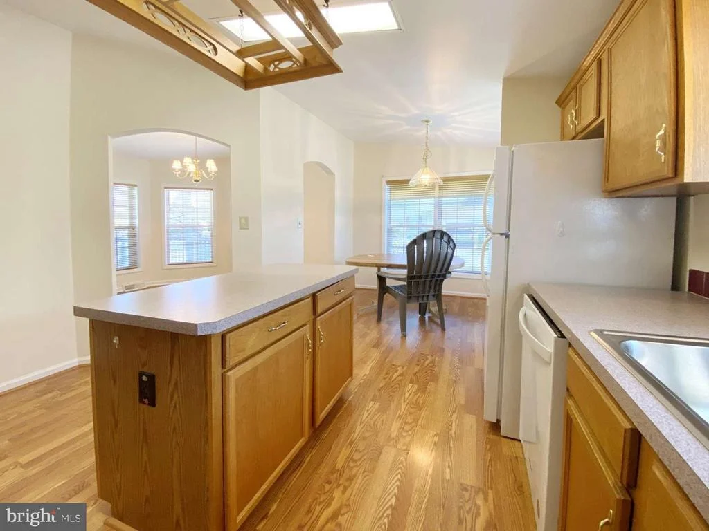Photo of 4 MAYFAIR LANE