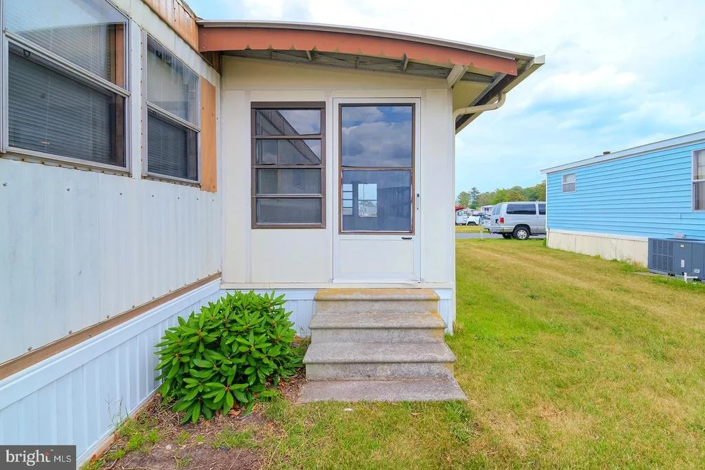 Photo of 38052 RABBIT ROAD