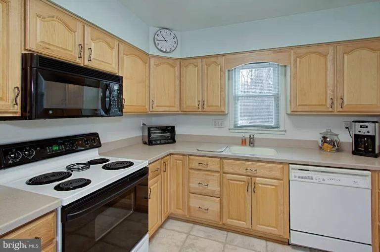 Photo of 1607 8TH PLACE