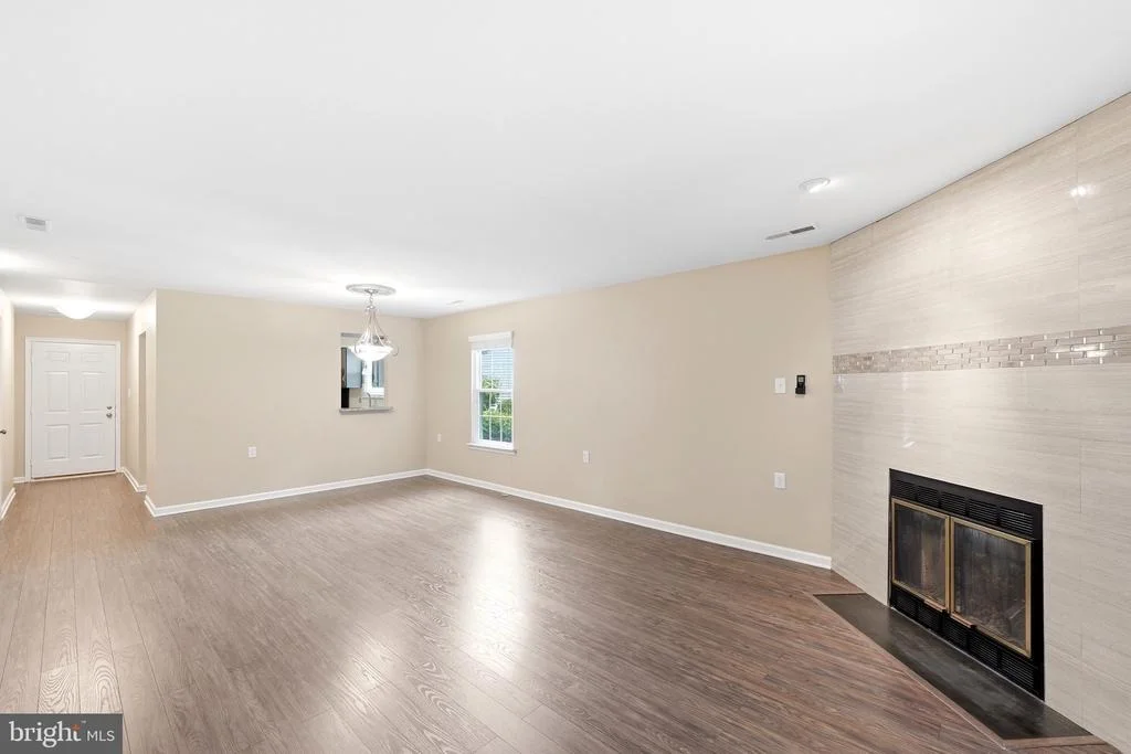 Photo of 10 MADISON COURT