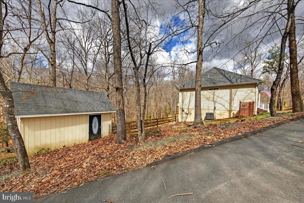 Photo of 18 CHICKASAW PLACE