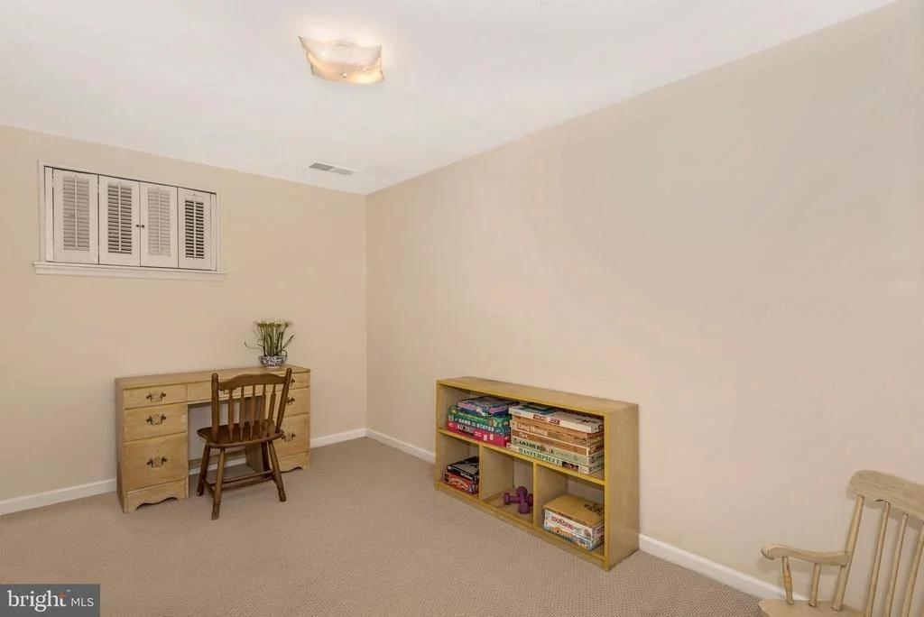 Photo of 8504 AQUEDUCT ROAD