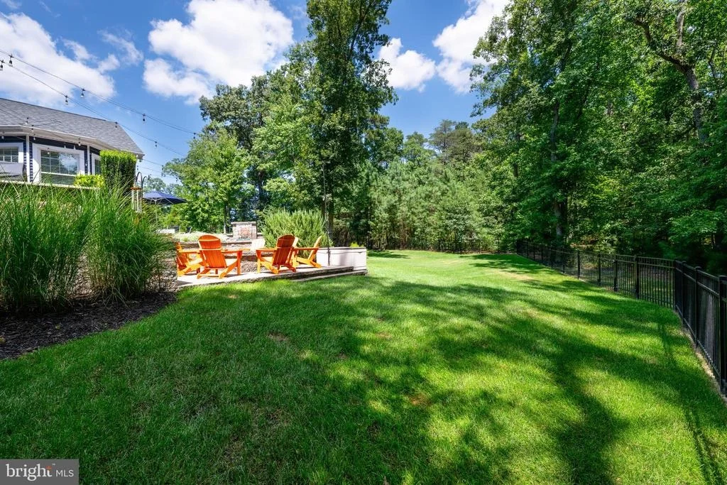 Photo of 19068 WINTERBERRY STREET