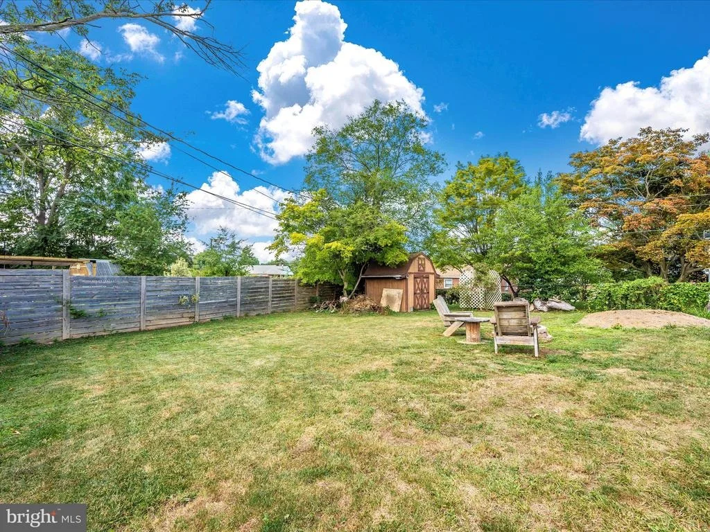 Photo of 929 CHEROKEE TRAIL