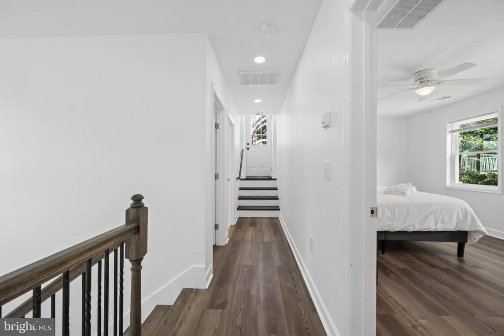 Photo of 456 DEALE ROAD