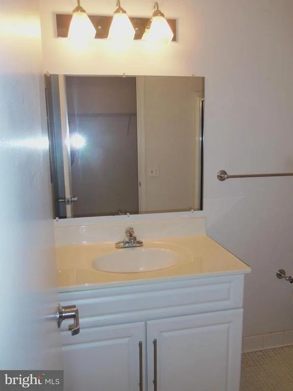 Photo of Unit 102 at 3240 GLENEAGLES DRIVE