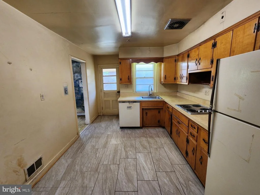 Photo of 9709 ADMIRALTY DRIVE