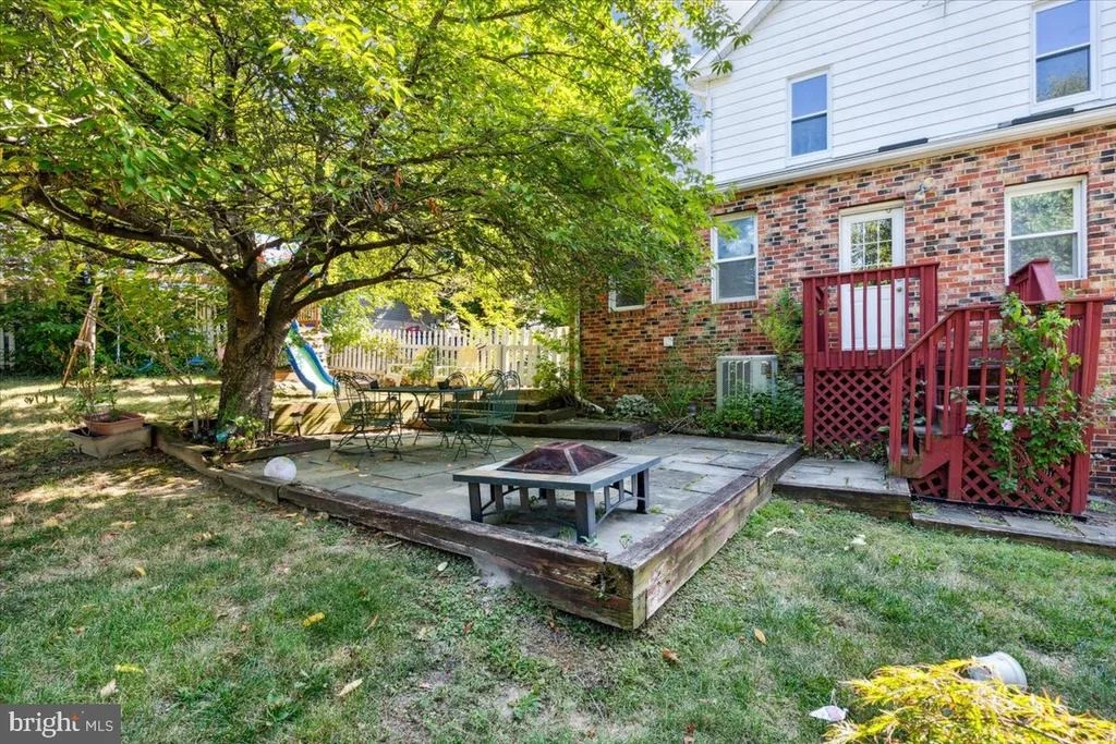 Photo of 311 N MAPLE AVENUE N