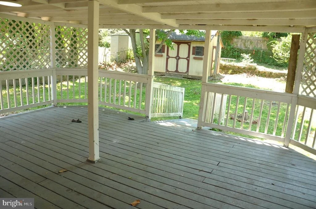 Photo of 11712 VEIRS MILL ROAD