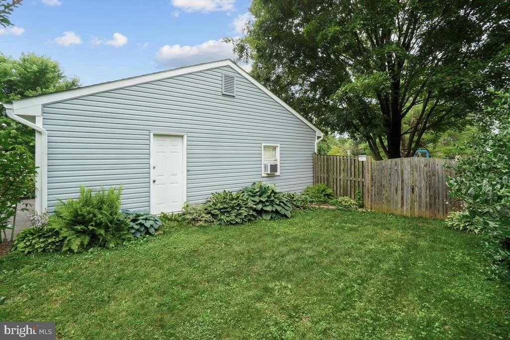 Photo of 7090 JASPER DRIVE